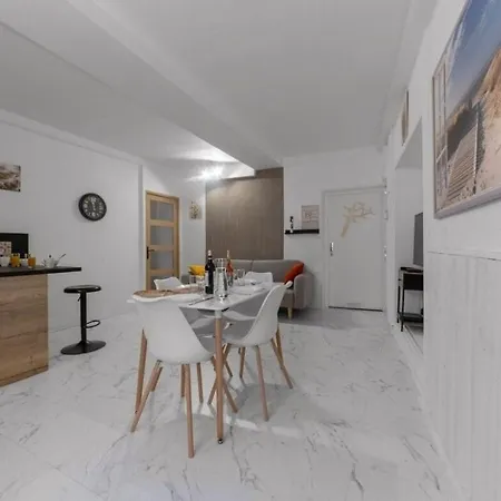 Апартаменты L'ecrin Du Temps #hypercentre#confort Клермон-Ферран